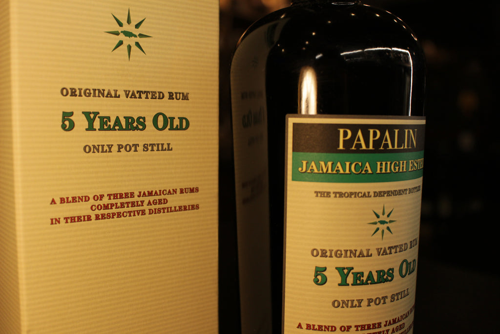 RUM JAMAICA PAPALIN.