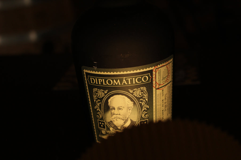 DIPLOMATICO RON ANTIGUO.